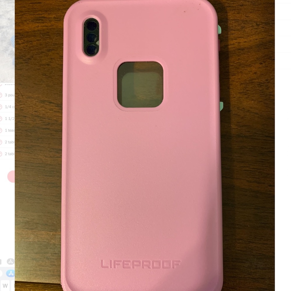 IPhone XS MAX Lifeproof case- used once
